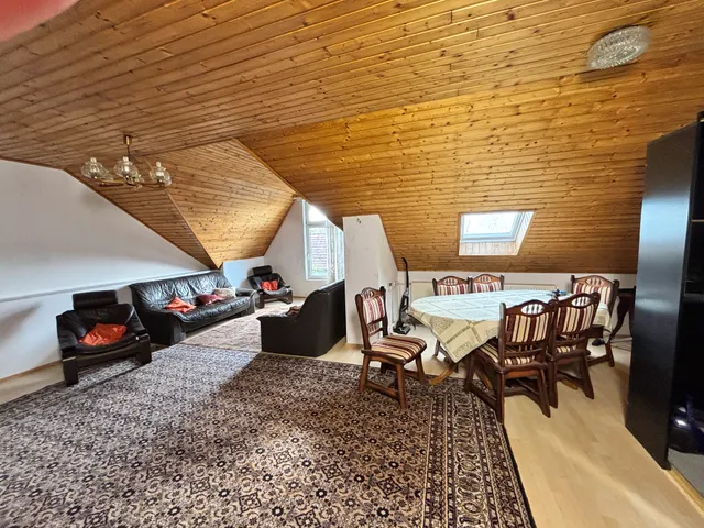 Eladó ház Vecsés 320 nm