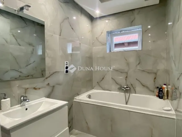 Eladó lakás Bük 87 nm