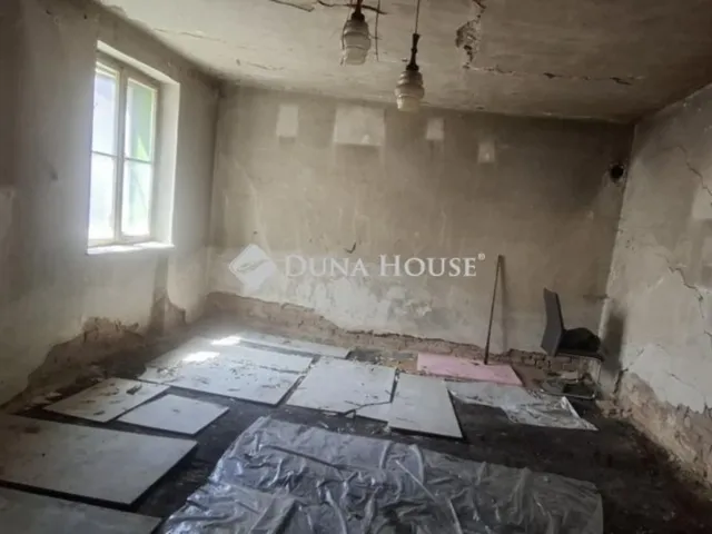 Eladó ház Sé 57 nm