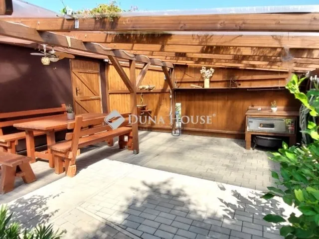 Eladó ház Nárai 203 nm