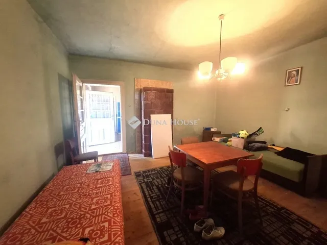 Eladó ház Nárai 63 nm