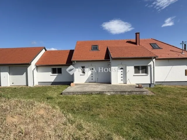 Eladó ház Mesteri 98 nm