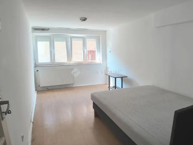 Eladó ház Sárvár 250 nm