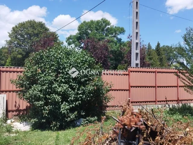 Eladó telek Szombathely, Kámon 1501 nm