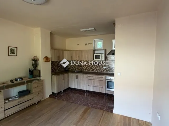 Eladó ház Mesteri 98 nm