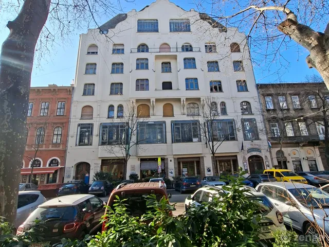 Eladó lakás Budapest VI. kerület 58 nm