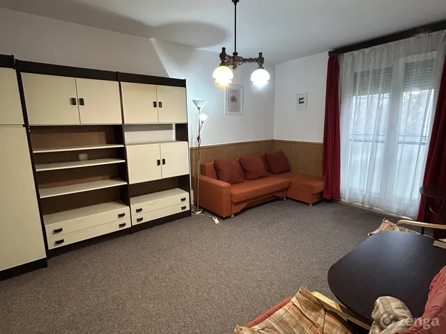 Eladó lakás Pécs, Uránváros 35 nm