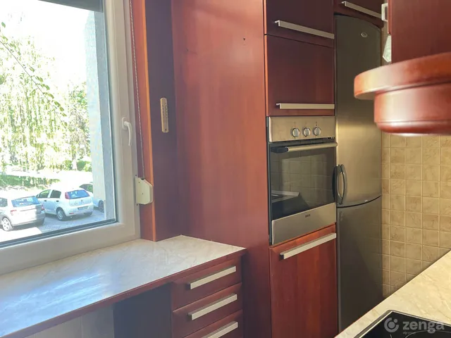 Eladó lakás Komárom 67 nm