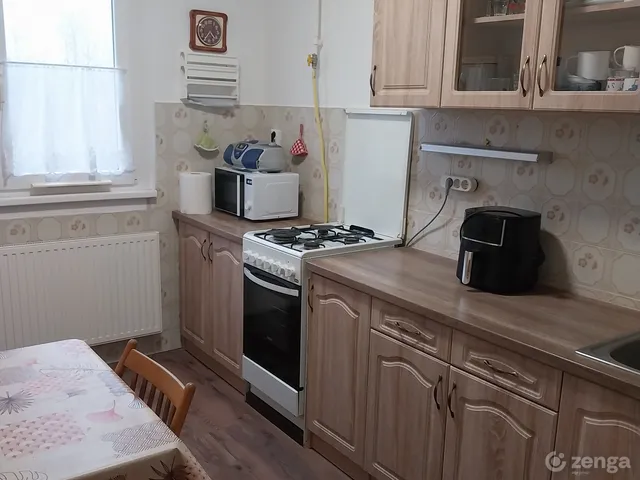 Eladó lakás Sopron, Jereván-lakótelep 66 nm