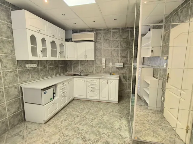 Eladó kereskedelmi és ipari ingatlan Baja, Belváros 48 nm