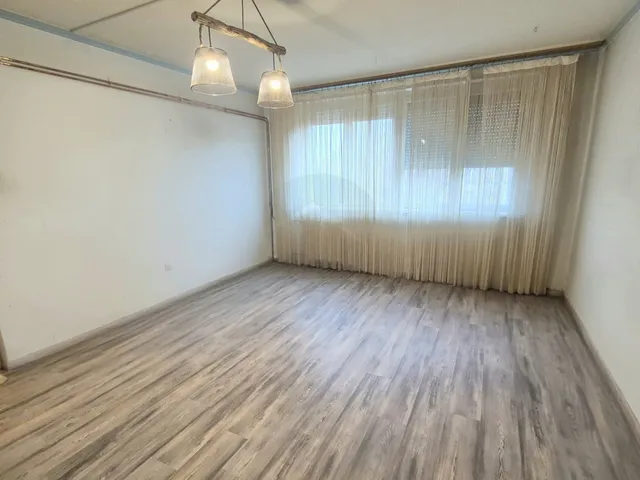 Eladó lakás Baja 66 nm