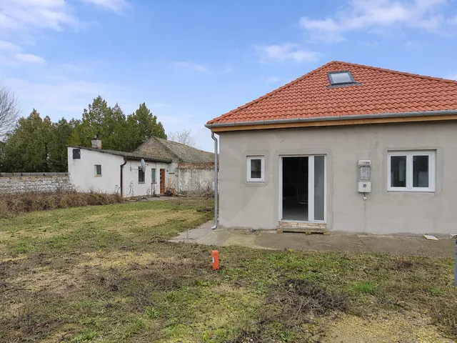 Eladó ház Baja 140 nm