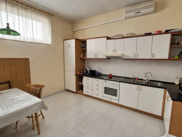 Eladó lakás Baja, Belváros