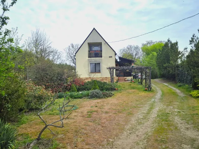 Eladó ház Baja 142 nm