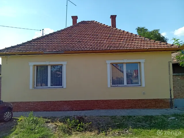 Eladó ház Cegléd 110 nm