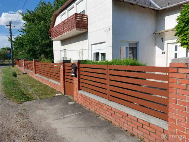 Eladó ház Veszprém, Gyulafirátót 160 nm