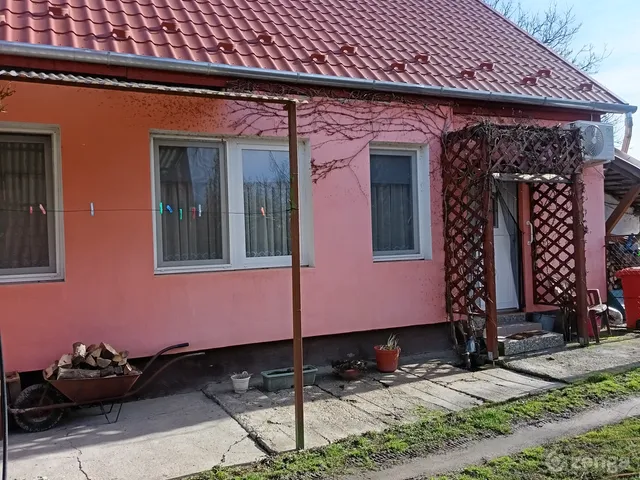 Eladó ház Kaposszekcső 90 nm