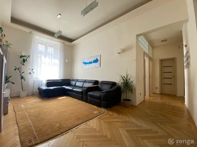 Eladó lakás Budapest VI. kerület, Nagykörúton kívüli terület 125 nm