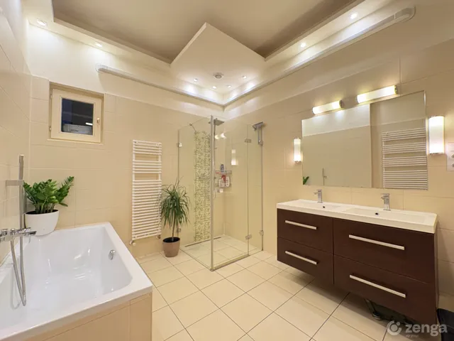 Eladó lakás Budapest VI. kerület, Nagykörúton kívüli terület 125 nm