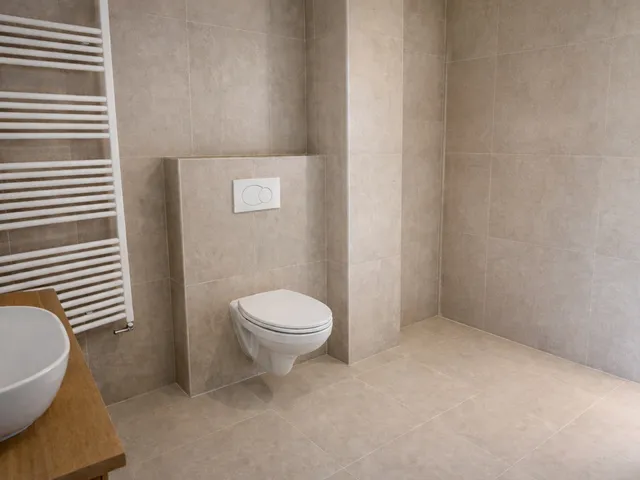 Eladó lakás Pécs, Rigóder 160 nm