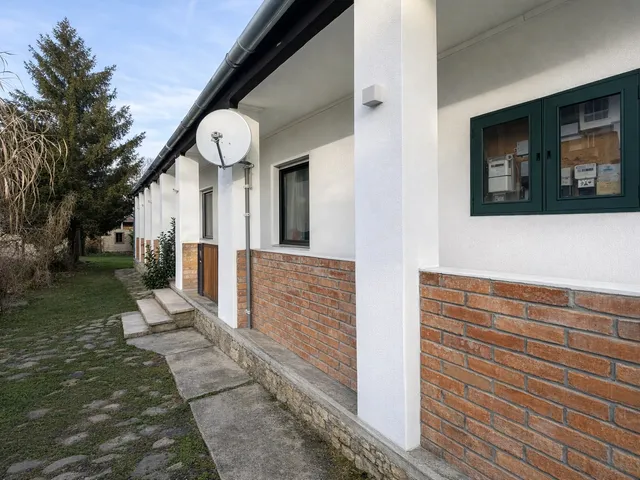 Eladó ház Kárász 100 nm