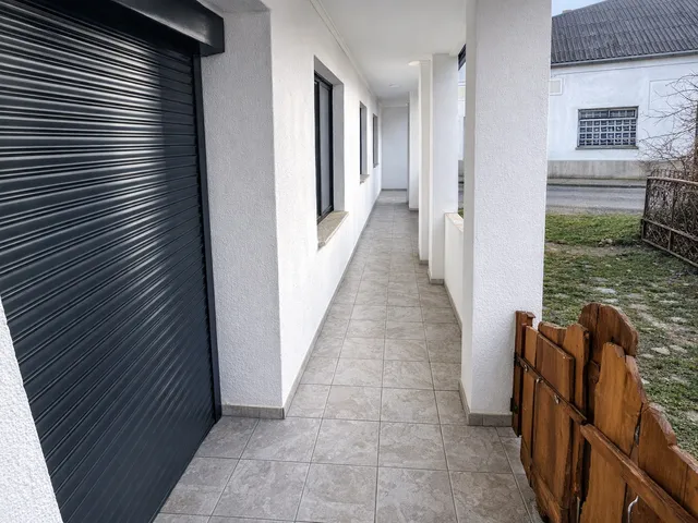 Eladó ház Kárász 100 nm