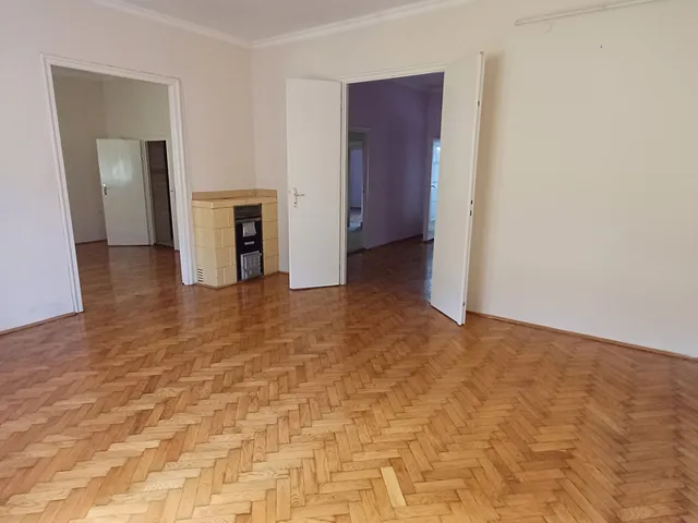 Eladó lakás Pécs 82 nm