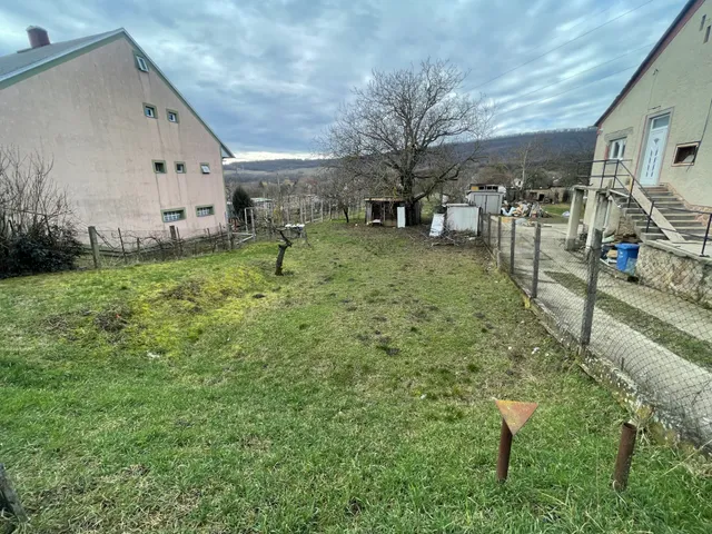 Eladó telek Pécs, Somogy 1364 nm