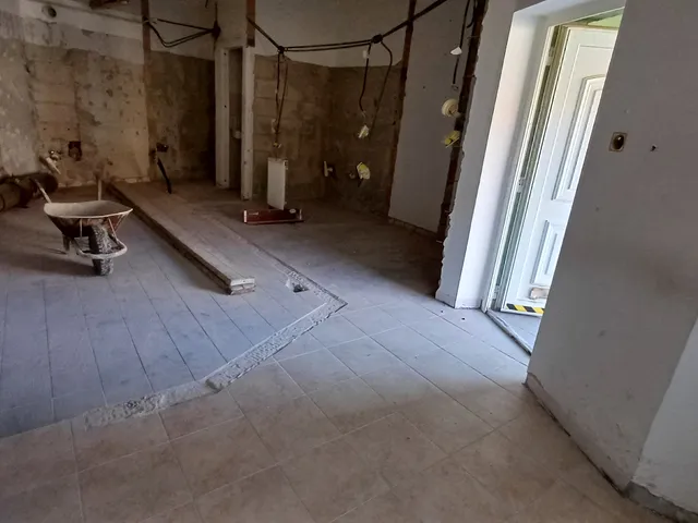 Eladó lakás Kozármisleny 37 nm