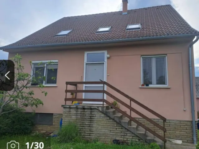 Eladó ház Pécs, Újhegy 184 nm