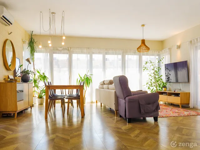 Eladó lakás Kecskemét, Belváros 84 nm