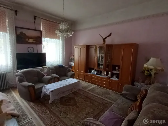 Eladó ház Budapest XIX. kerület, Kispest lakótelep 145 nm