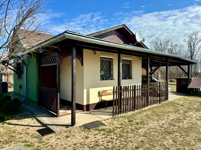 Eladó ház Cegléd 42 nm