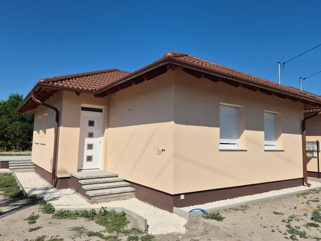 Eladó ház Bugyi 100 nm