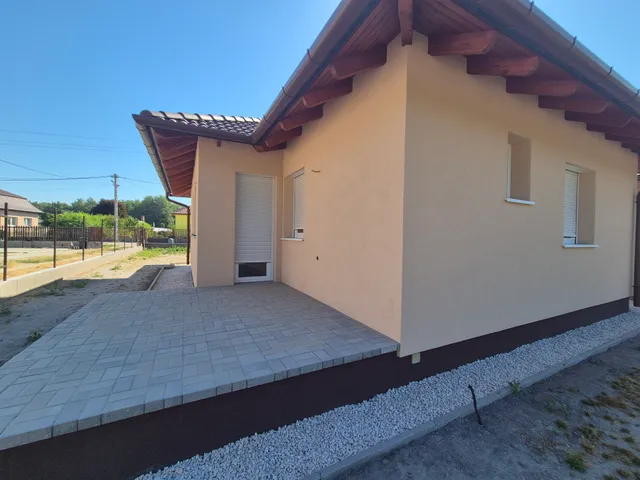 Eladó ház Bugyi 100 nm