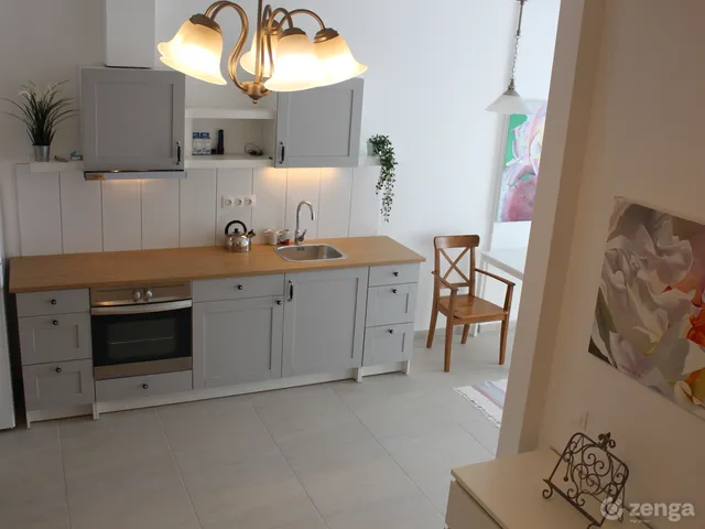 Kiadó lakás Szentendre, Bükköspart 88 nm