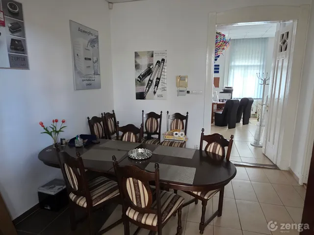 Eladó ház Tata 233 nm