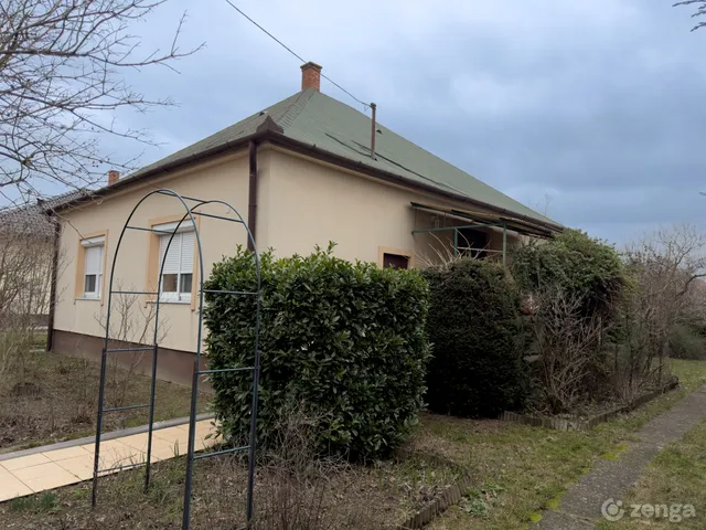 Eladó ház Rácalmás 90 nm