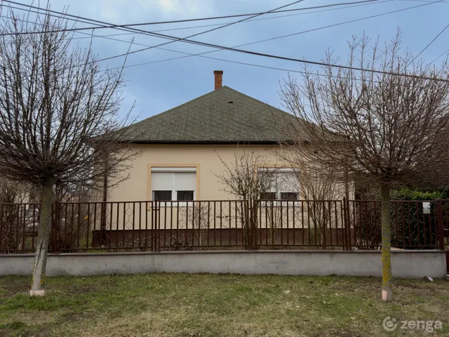 Eladó ház Rácalmás 90 nm