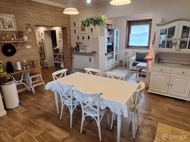 Eladó ház Ebes 98 nm