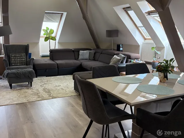 Eladó lakás Szolnok, Belváros 148 nm