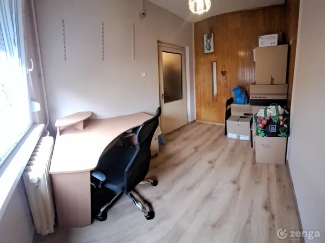 Eladó lakás Debrecen, Vénkert 54 nm