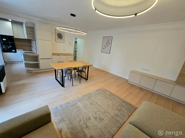 Eladó lakás Debrecen, Libakert 52 nm