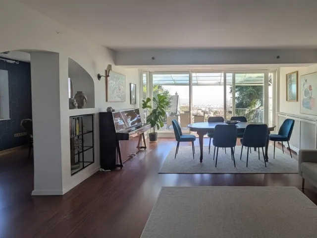 Kiadó ház Budapest XII. kerület, Istenhegy 203 nm