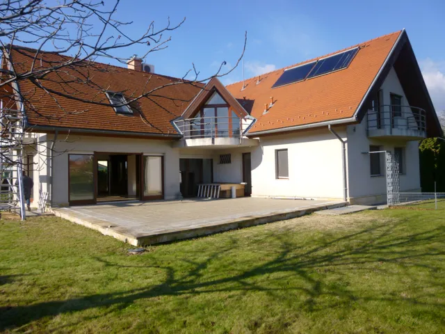 Kiadó ház Budapest XXII. kerület, Budafok 300 nm