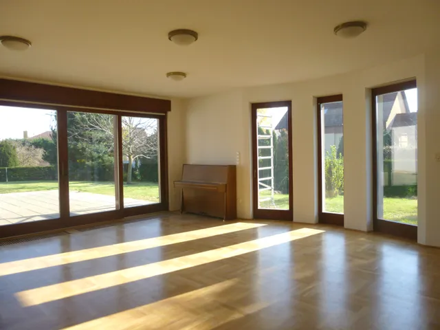 Kiadó ház Budapest XXII. kerület, Budafok, Tábla utca 300 nm