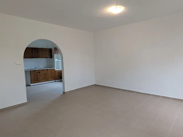 Kiadó ház Budaörs, Városközpont, Tavasz utca 95 nm