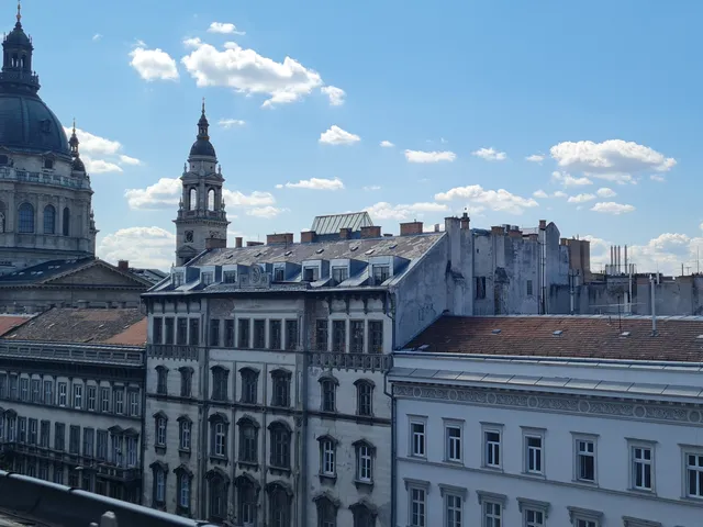 Kiadó kereskedelmi és ipari ingatlan Budapest VI. kerület, Nagykörúton belüli terület, Bajcsy Zsilinszky út 21 124 nm