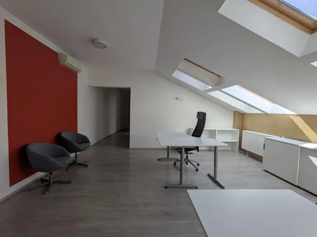 Kiadó kereskedelmi és ipari ingatlan Budapest VI. kerület, Nagykörúton belüli terület, Bajcsy Zsilinszky út 21 120 nm