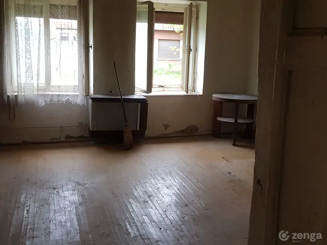 Eladó ház Makó, Újváros 90 nm